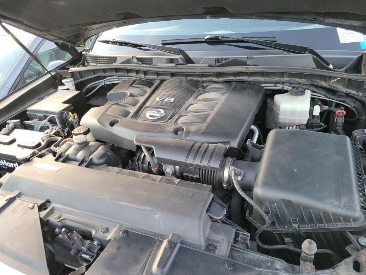 2017 Nissan Armada - Image 7