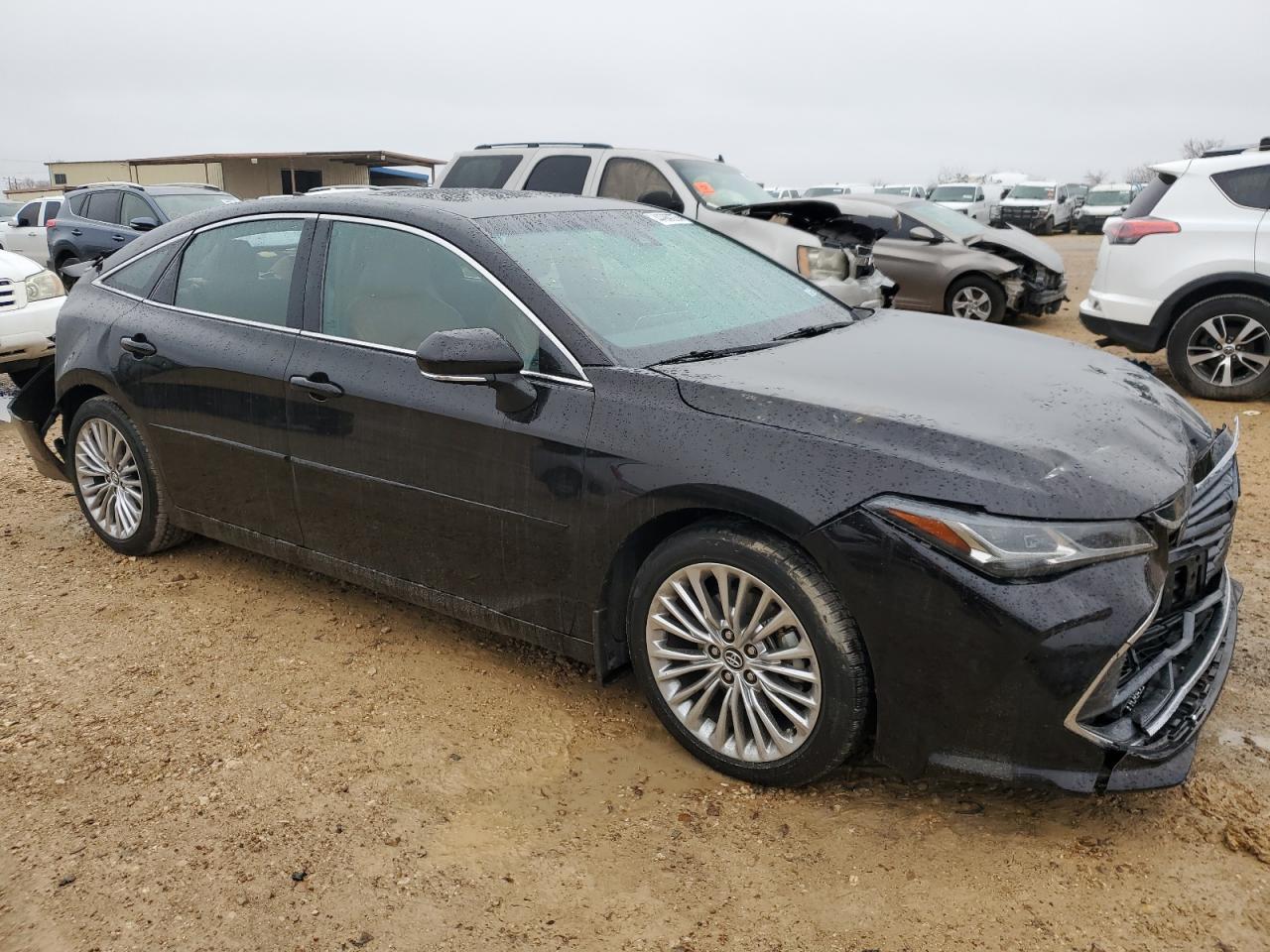 2020 Toyota Avalon - Image 4