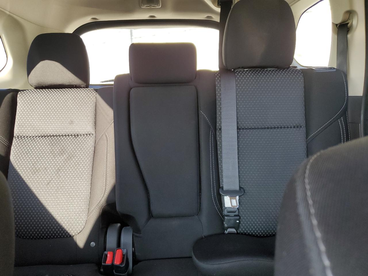 2020 Mitsubishi Outlander - Image 10