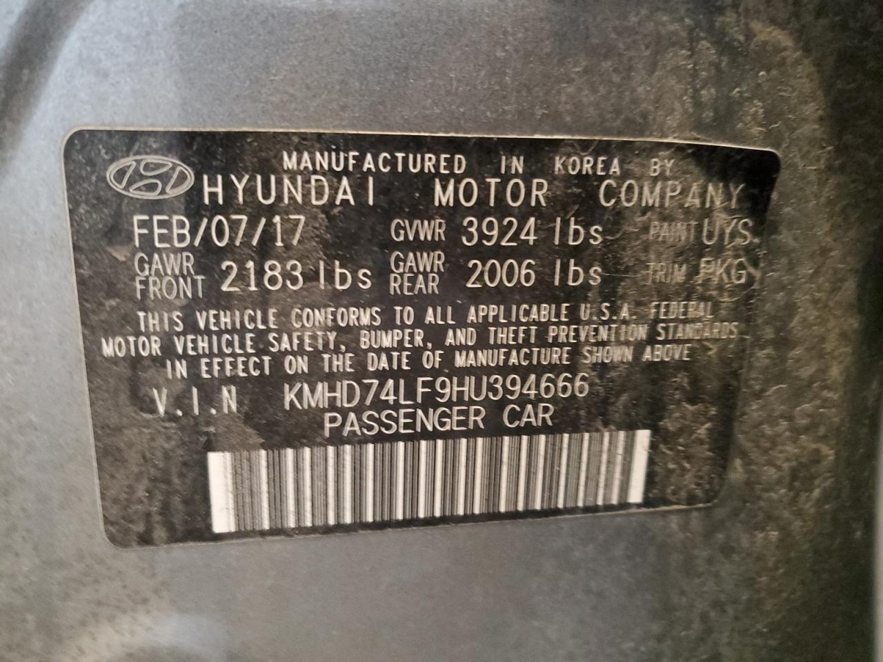 2017 Hyundai Elantra - Image 12