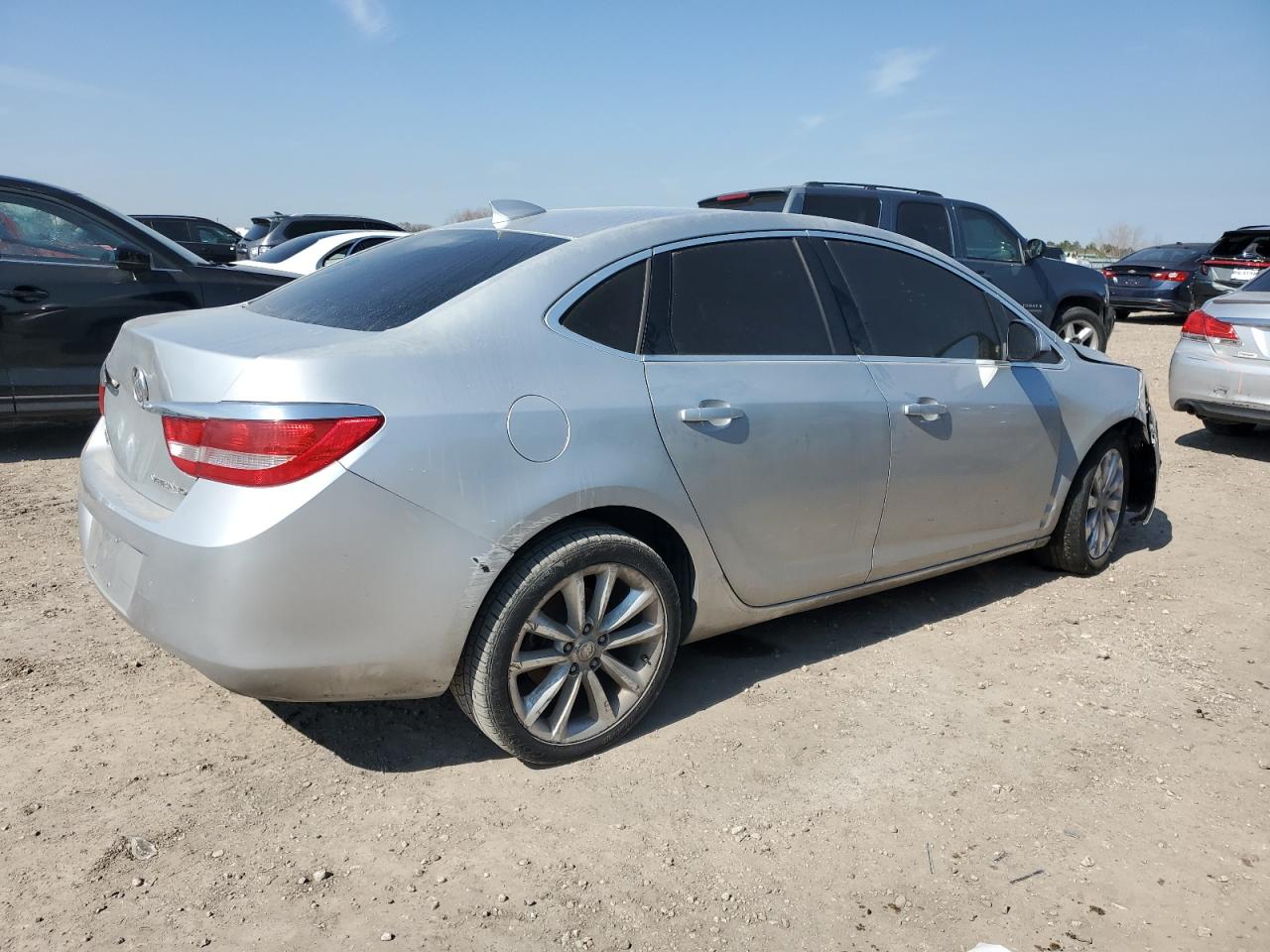 2016 Buick Verano - Image 3