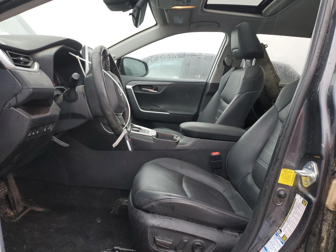 2021 Toyota RAV 4 - Image 7