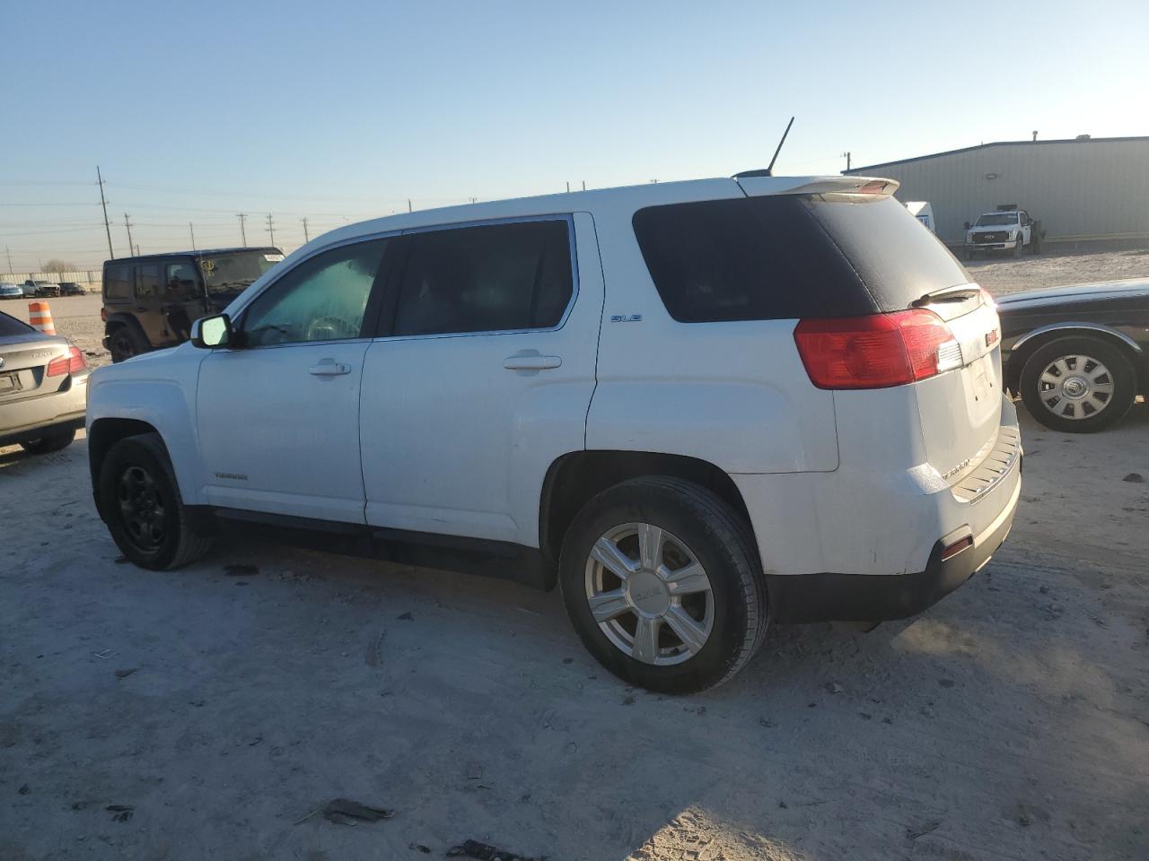 2015 GMC Terrain - Image 2