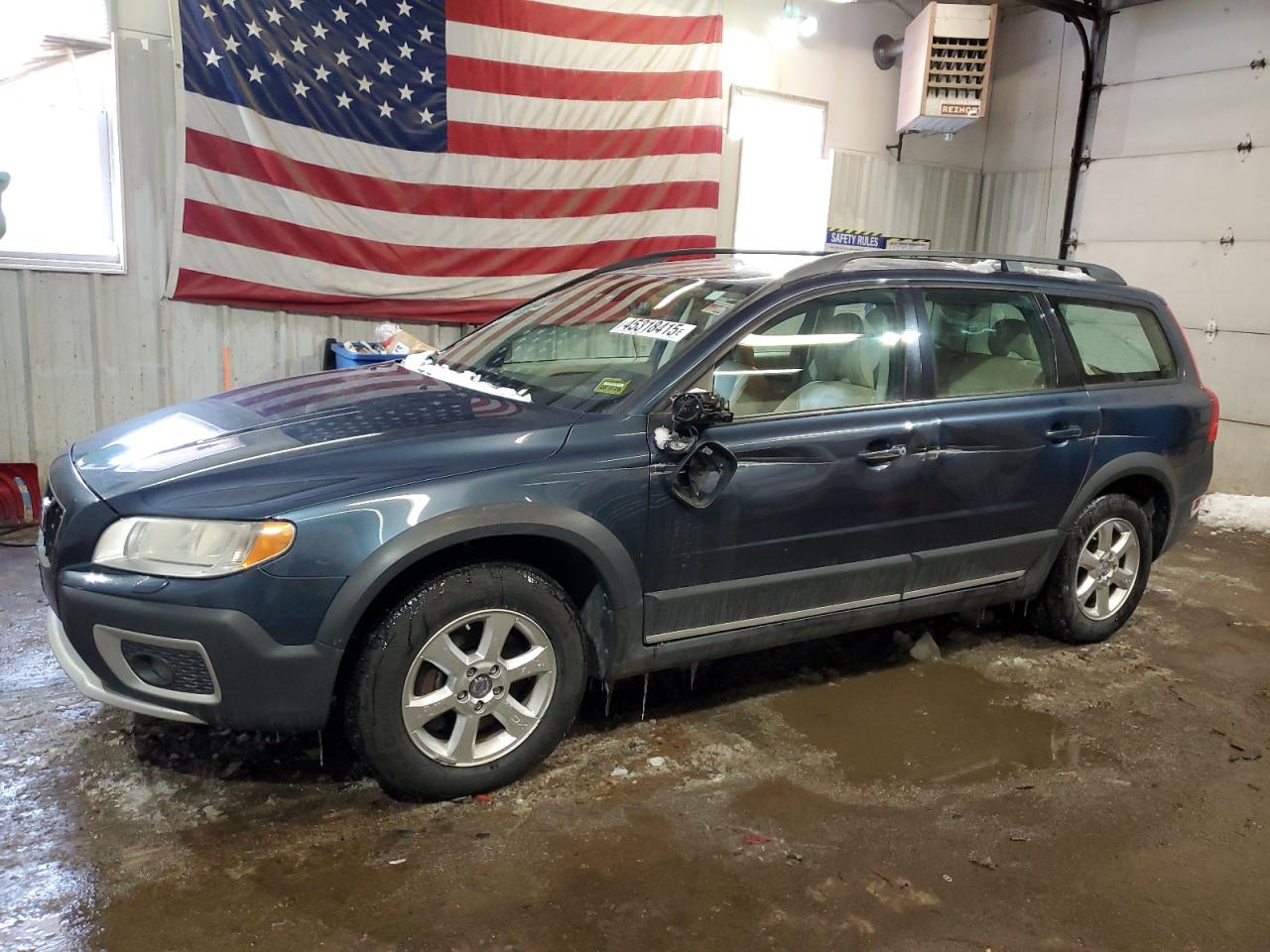 2009 Volvo XC70 - Image 1