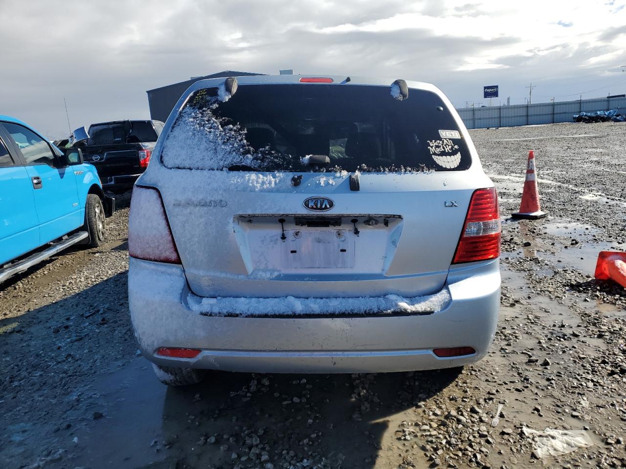 2008 Kia Sorento - Image 6