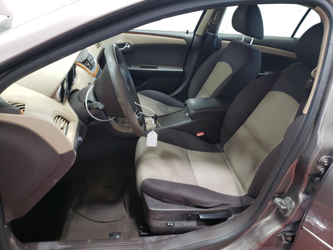 2012 Chevrolet Malibu - Image 7