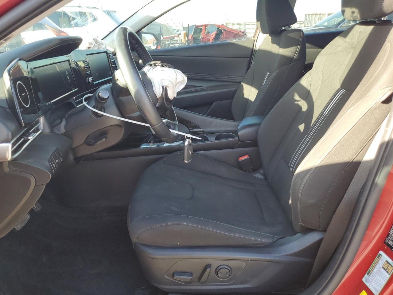 2021 Hyundai Elantra - Image 7