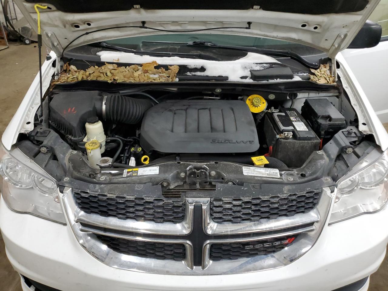 2020 Dodge Caravan - Image 12