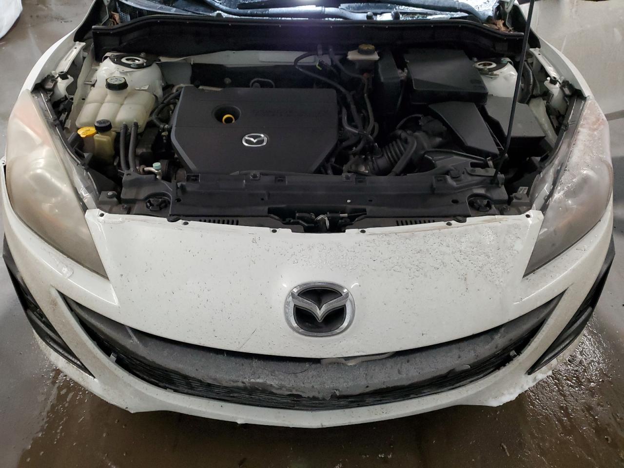 2011 Mazda 3 - Image 11