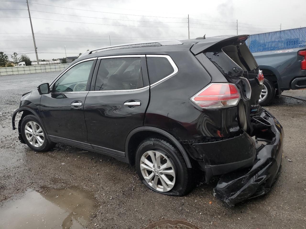 2014 Nissan Rogue - Image 2