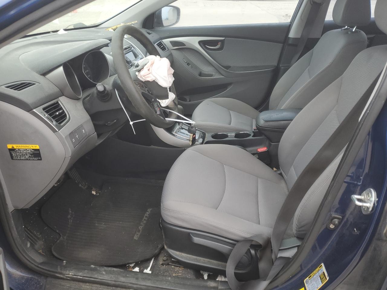 2013 Hyundai Elantra - Image 7