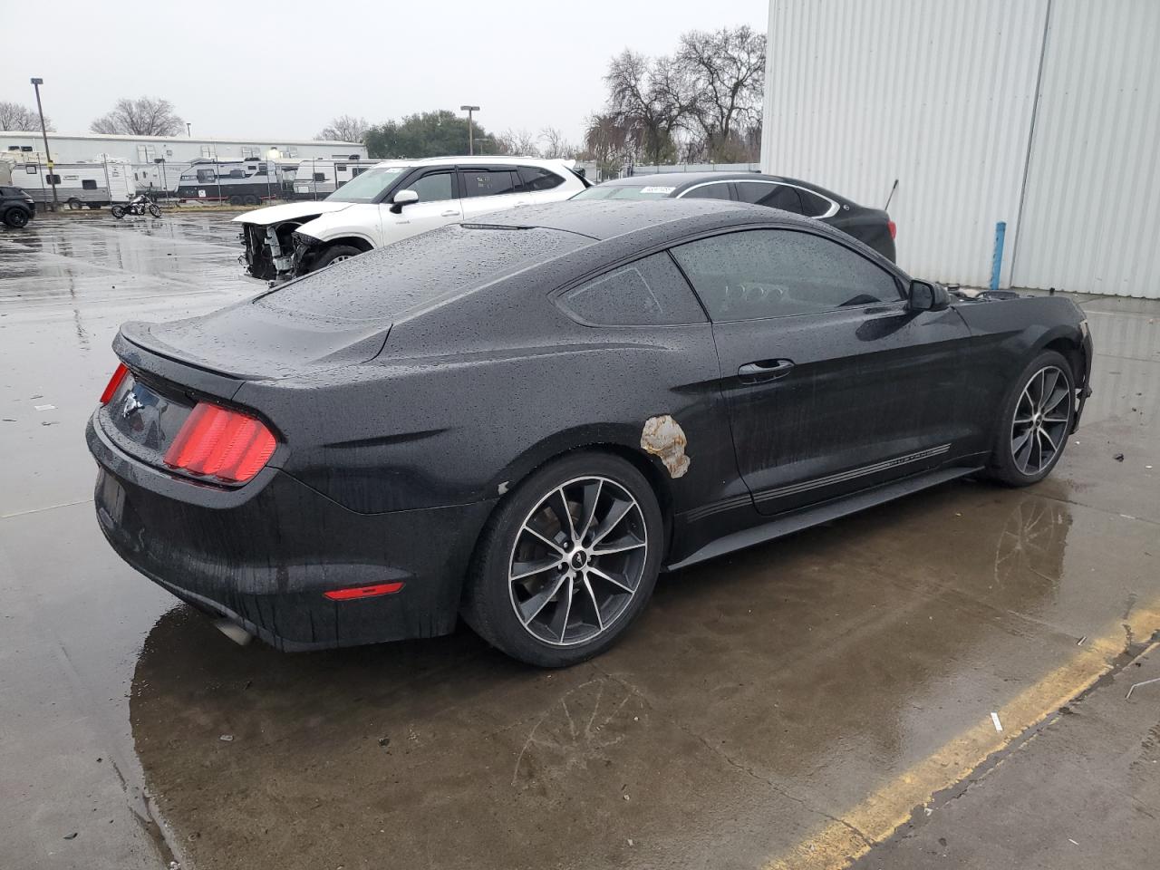 2015 Ford Mustang - Image 3