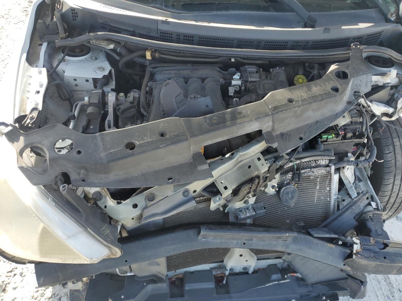 2012 Nissan Versa - Image 12
