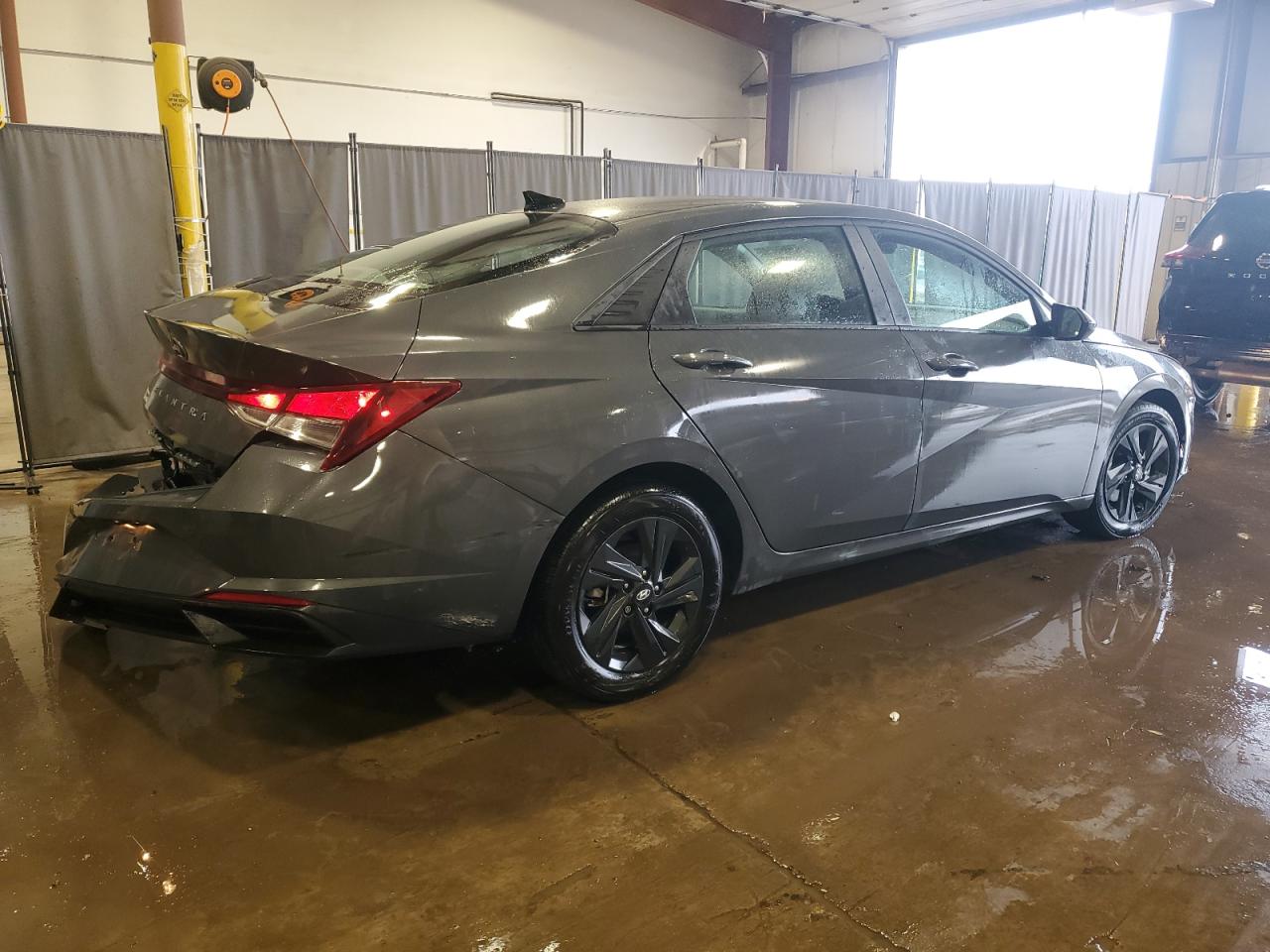 2023 Hyundai Elantra - Image 3