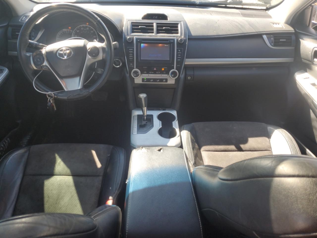 2012 Toyota Camry - Image 8