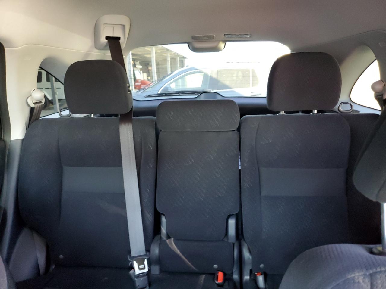 2010 Honda CR-V - Image 10