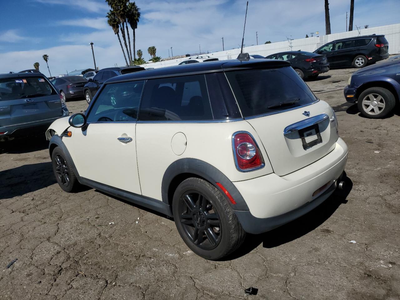 2013 MINI Cooper - Image 2