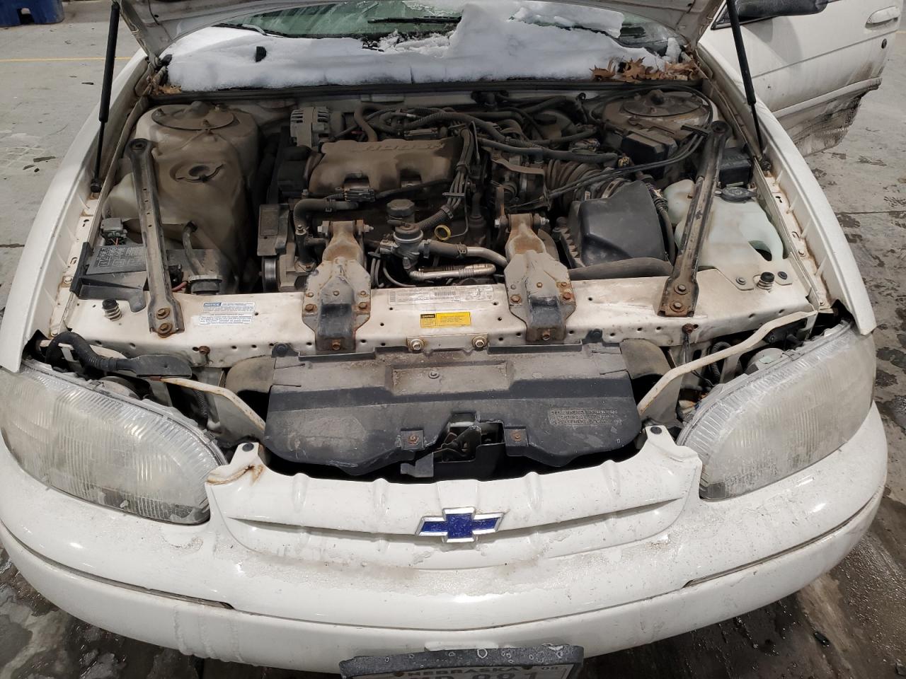 2001 Chevrolet Lumina - Image 13