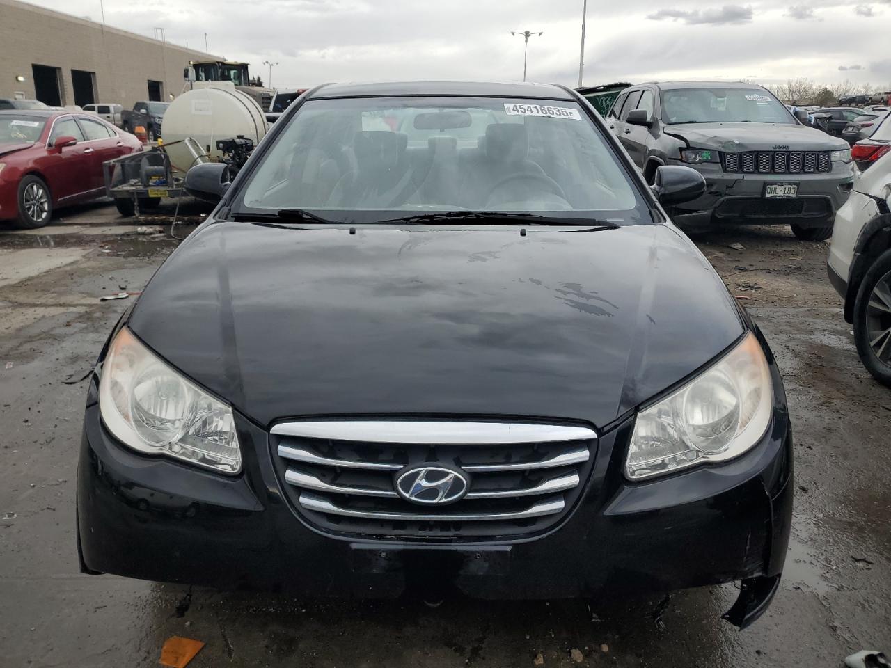 2010 Hyundai Elantra - Image 5