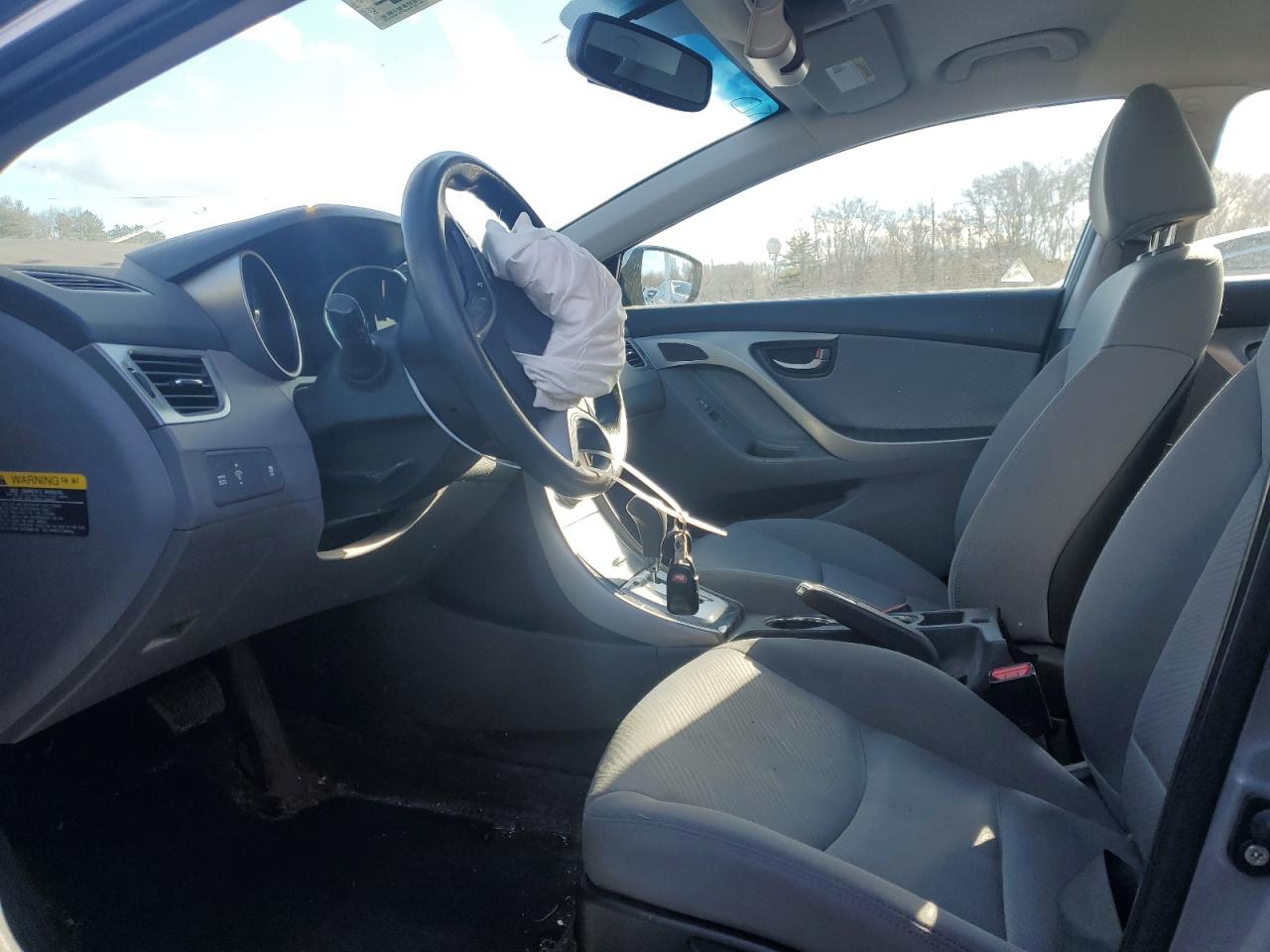 2012 Hyundai Elantra - Image 7