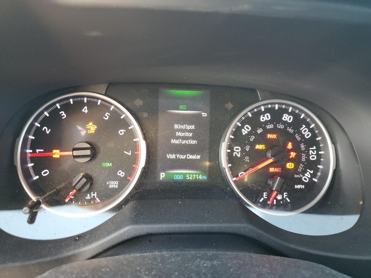 2022 Toyota RAV 4 - Image 9