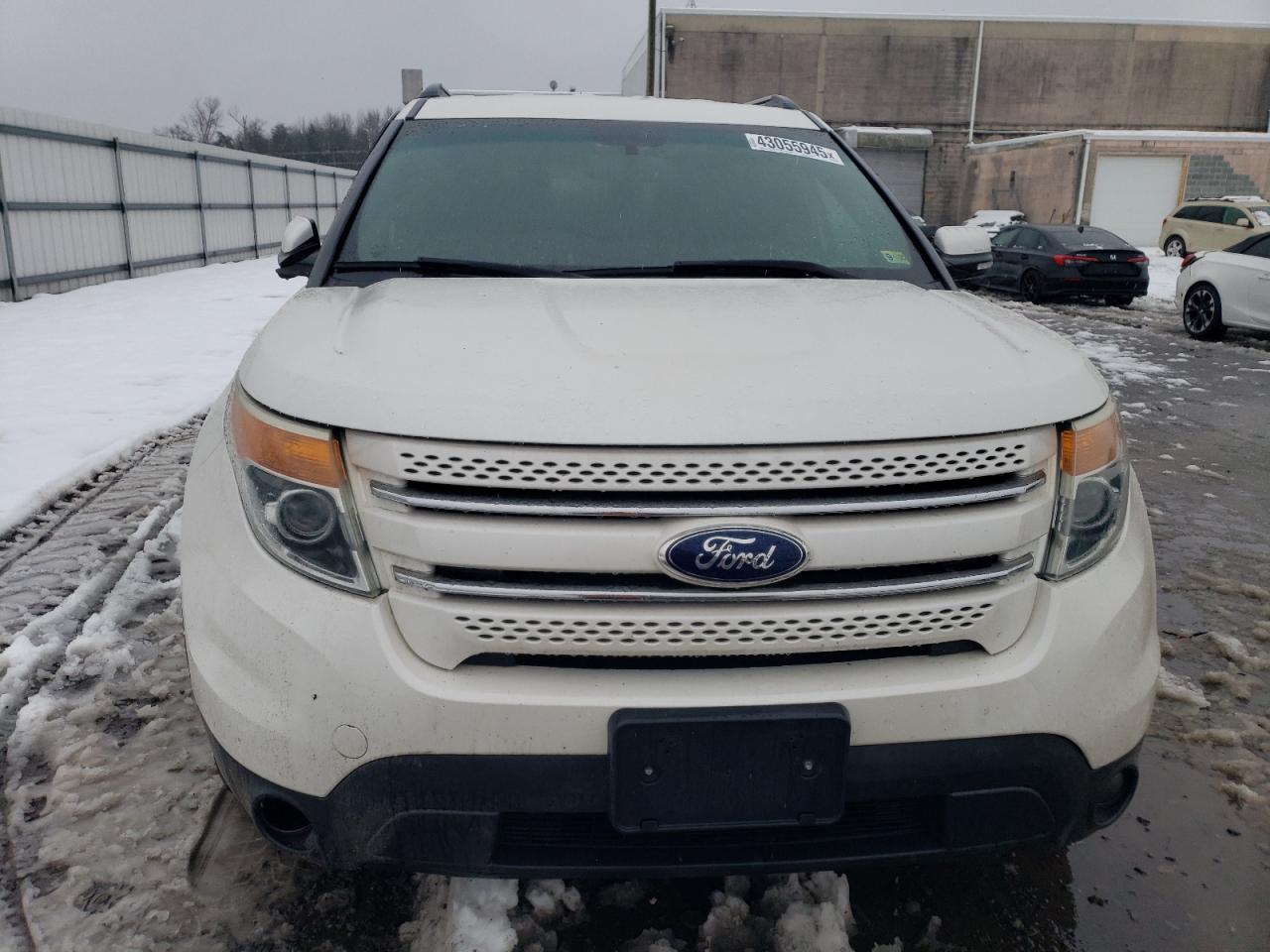 2015 Ford Explorer - Image 5