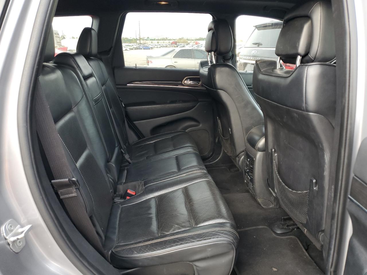 2014 Jeep Grand Cherokee - Image 11