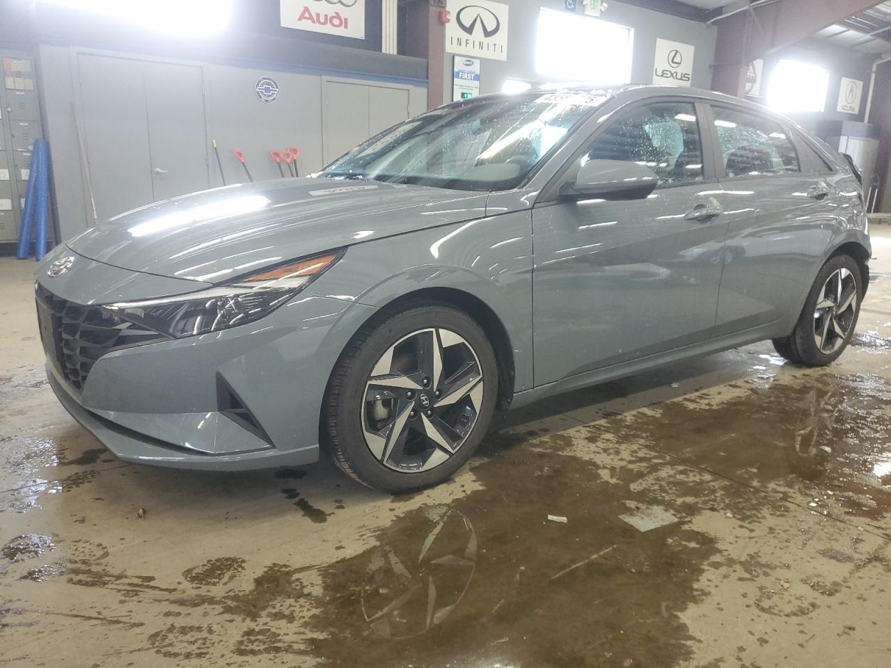 2023 Hyundai Elantra - Image 1