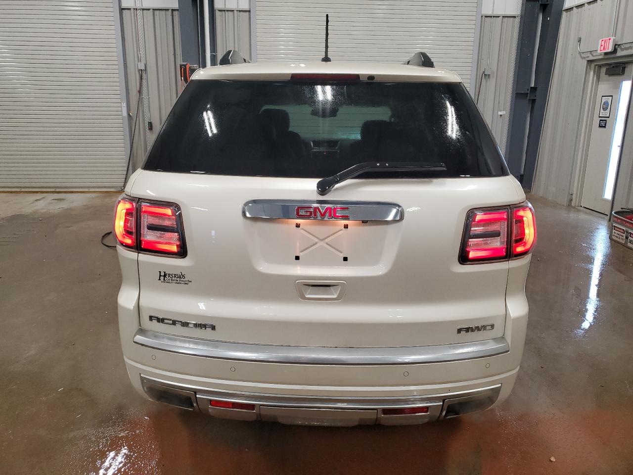2014 GMC Acadia - Image 6