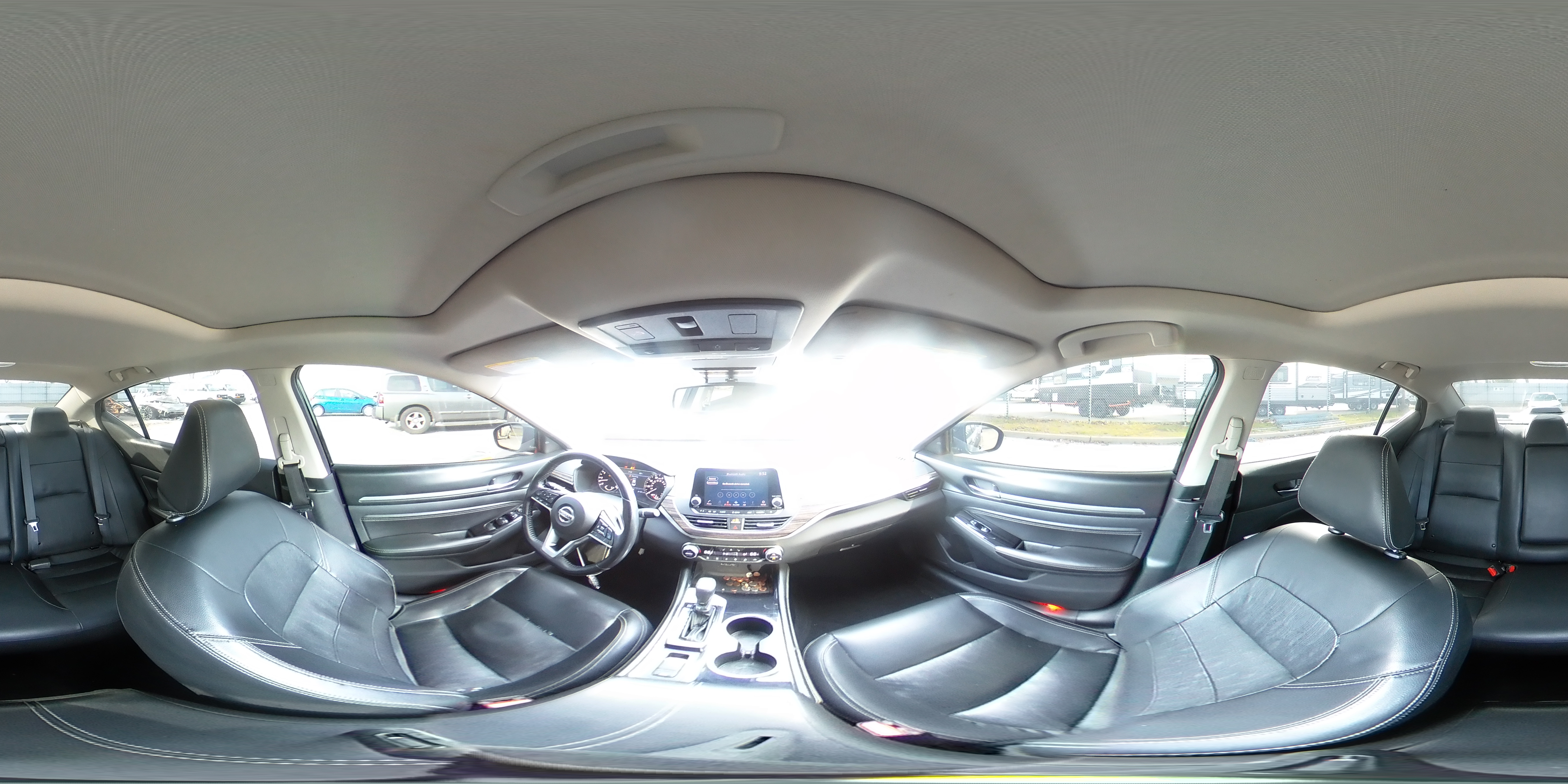 2020 Nissan Altima - Image 12