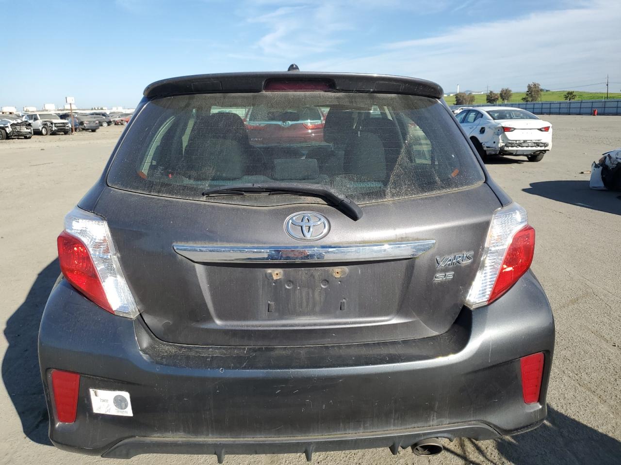 2012 Toyota Yaris - Image 6
