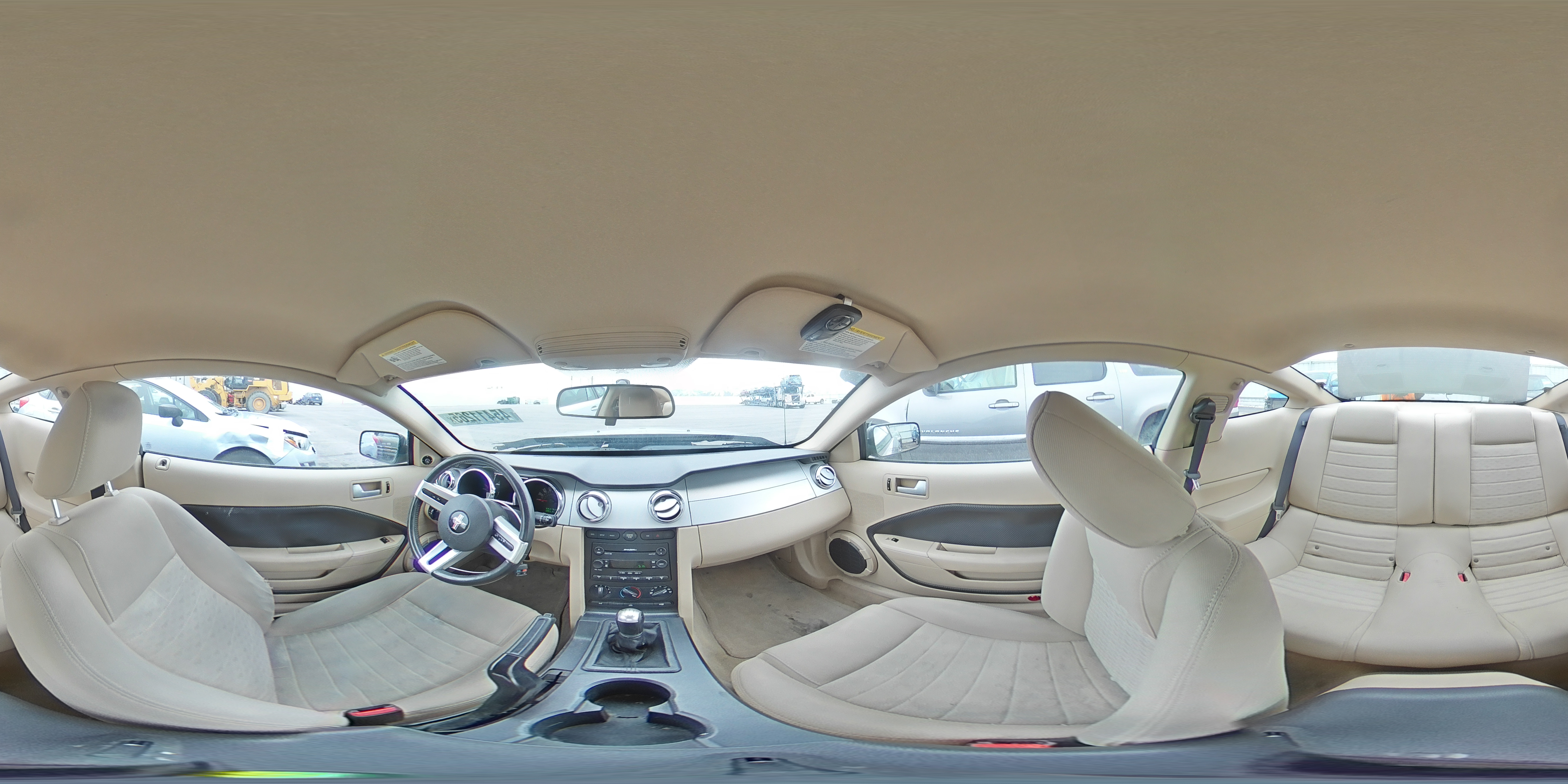 2006 Ford Mustang - Image 12