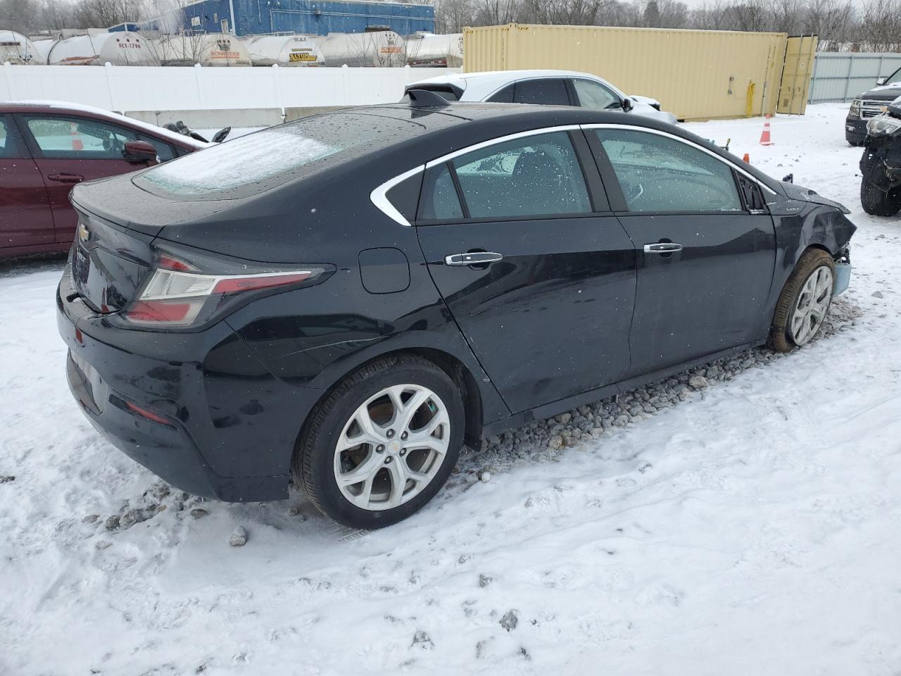 2017 Chevrolet Volt - Image 3