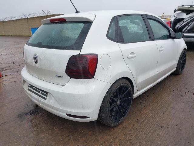 2014 VOLKSWAGEN POLO SE