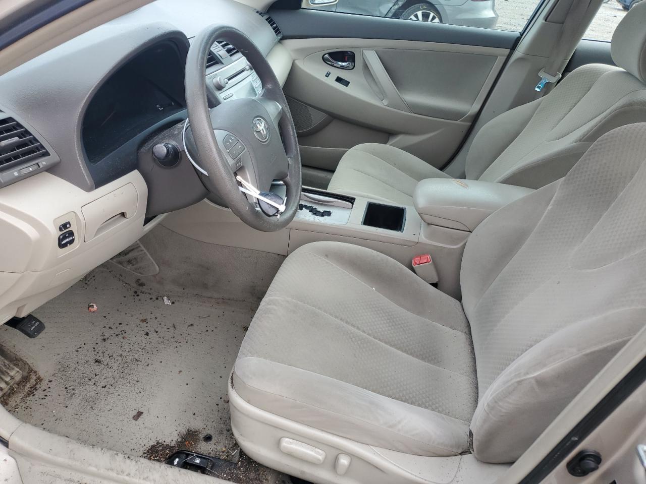 2009 Toyota Camry - Image 7