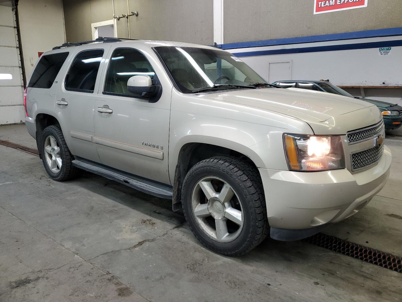 2007 Chevrolet Tahoe - Image 4