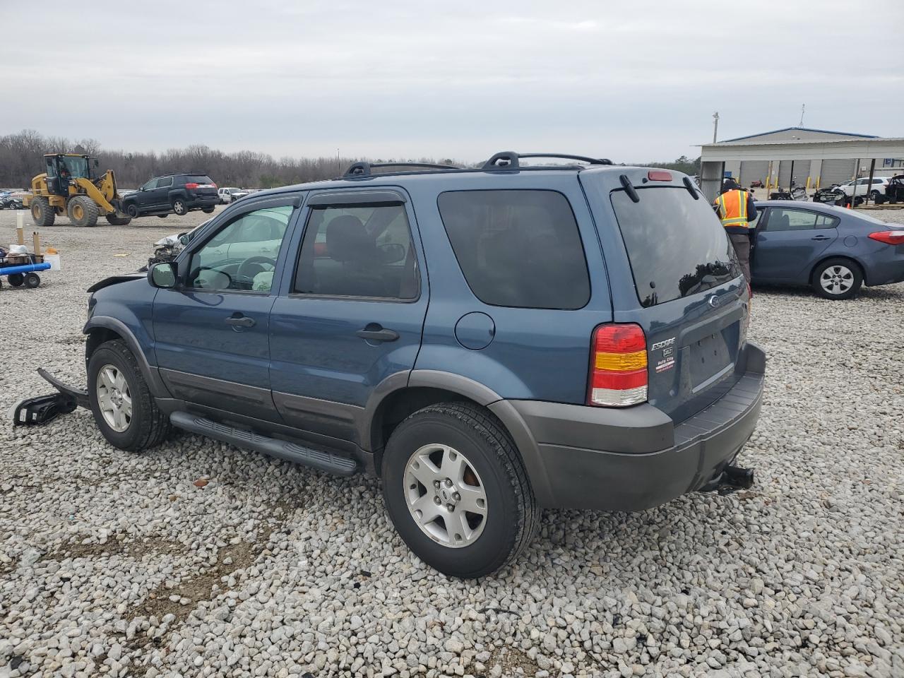 2006 Ford Escape - Image 2