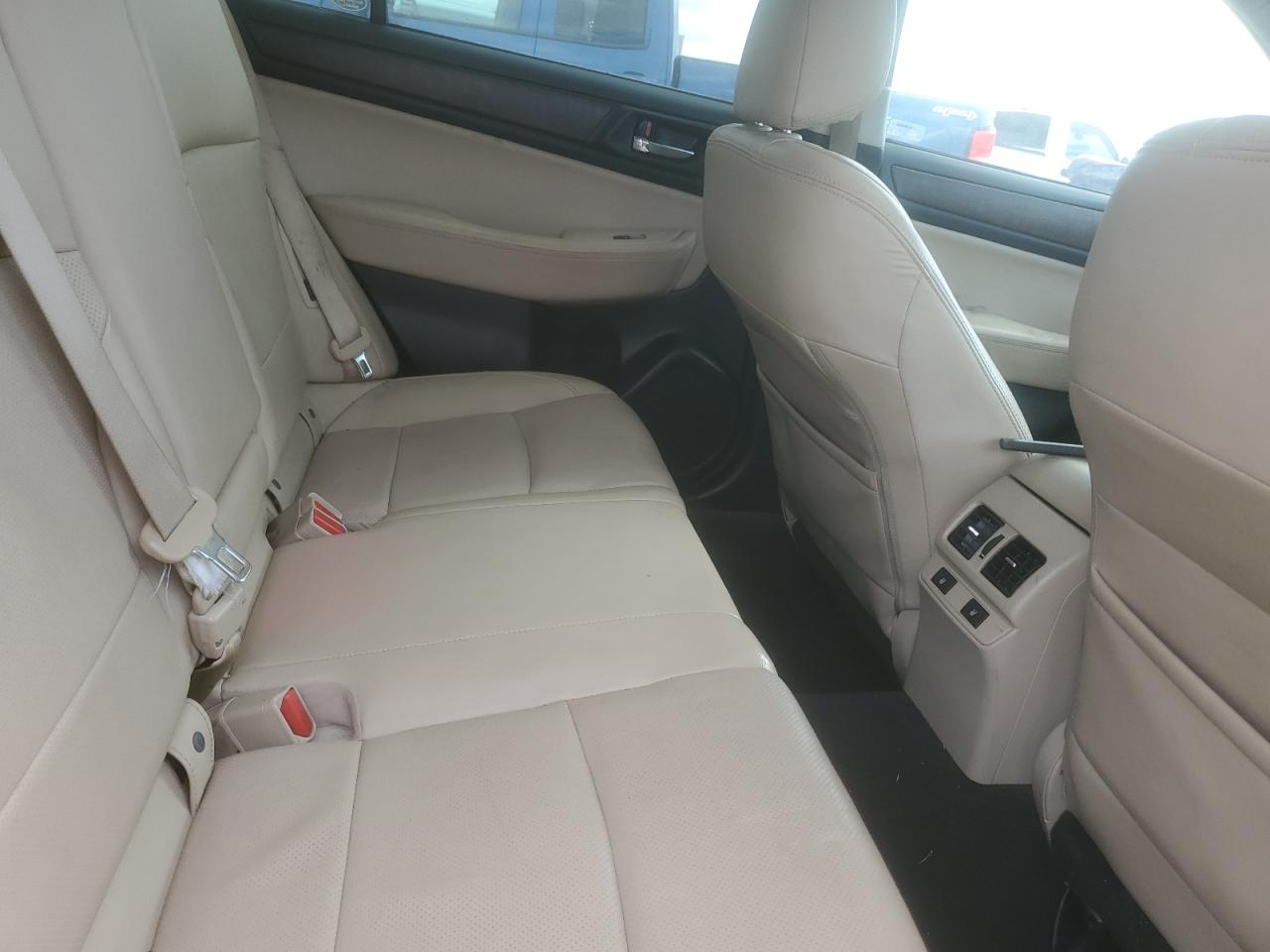 2016 Subaru Outback - Image 11