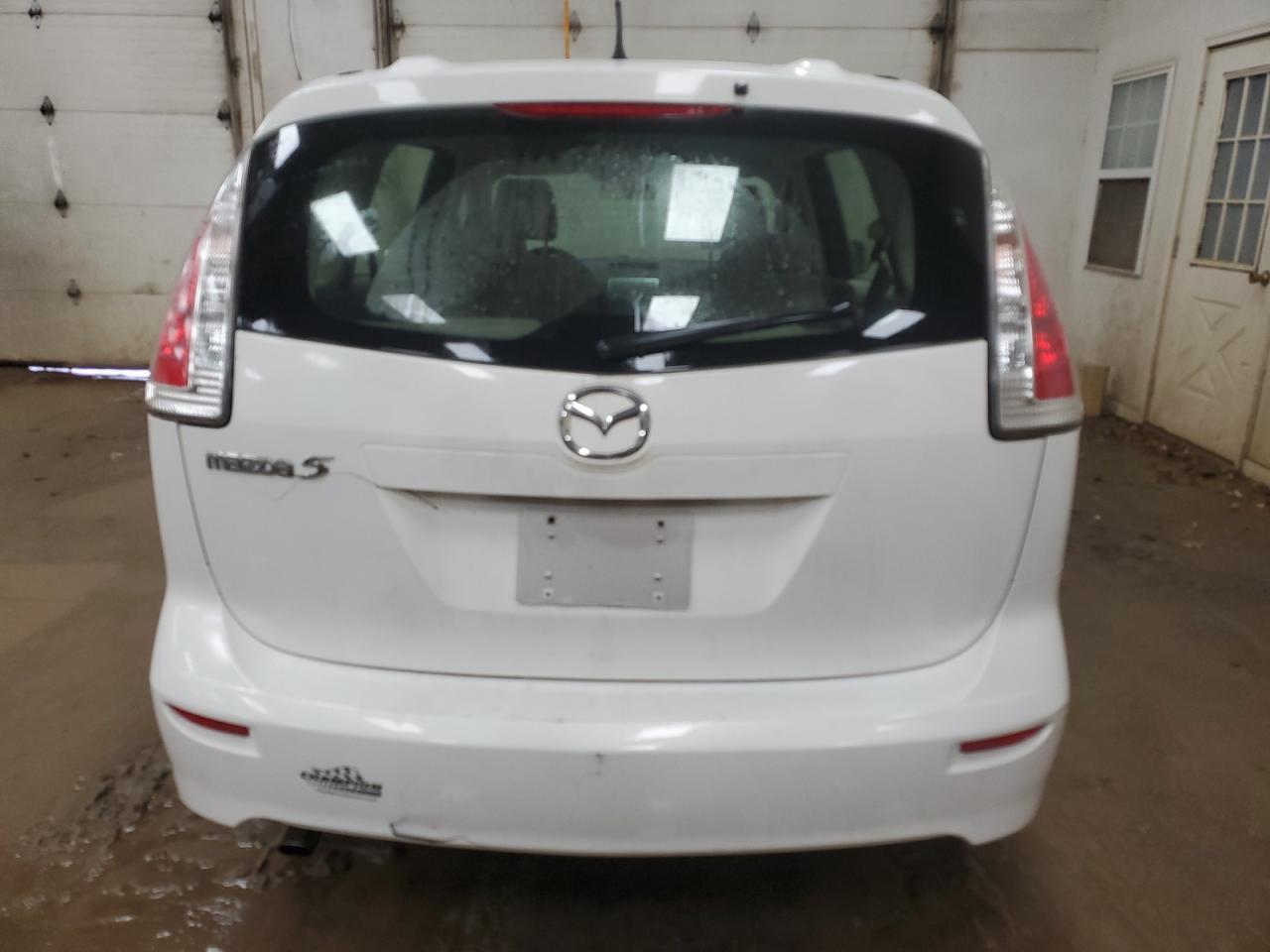 2010 Mazda 5 - Image 6