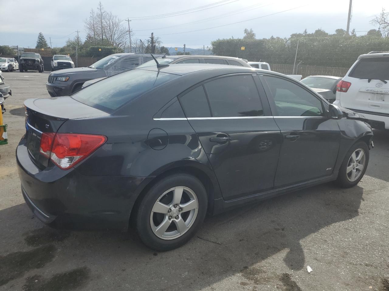 2012 Chevrolet Cruze - Image 3