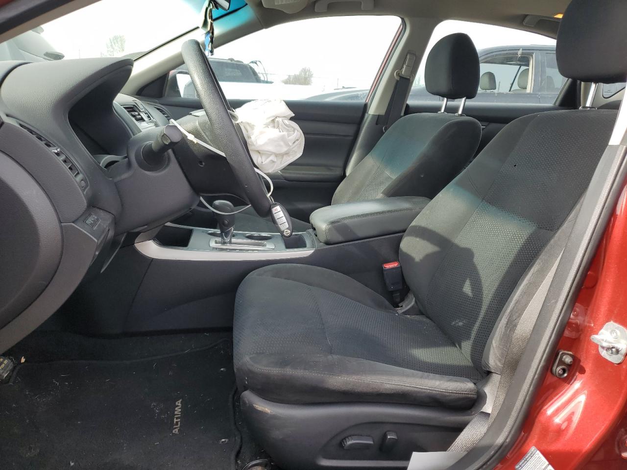 2015 Nissan Altima - Image 7