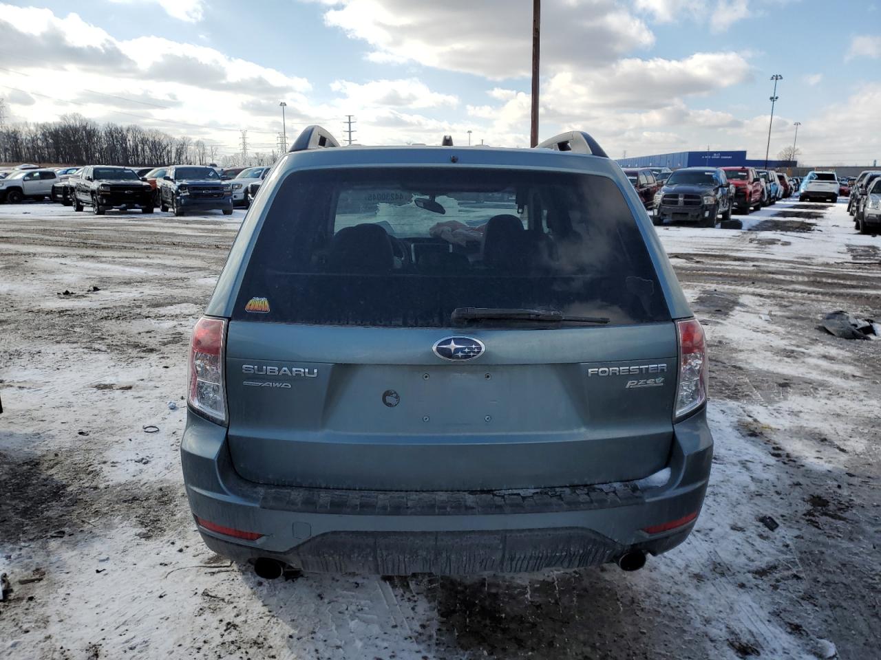 2010 Subaru Forester - Image 6
