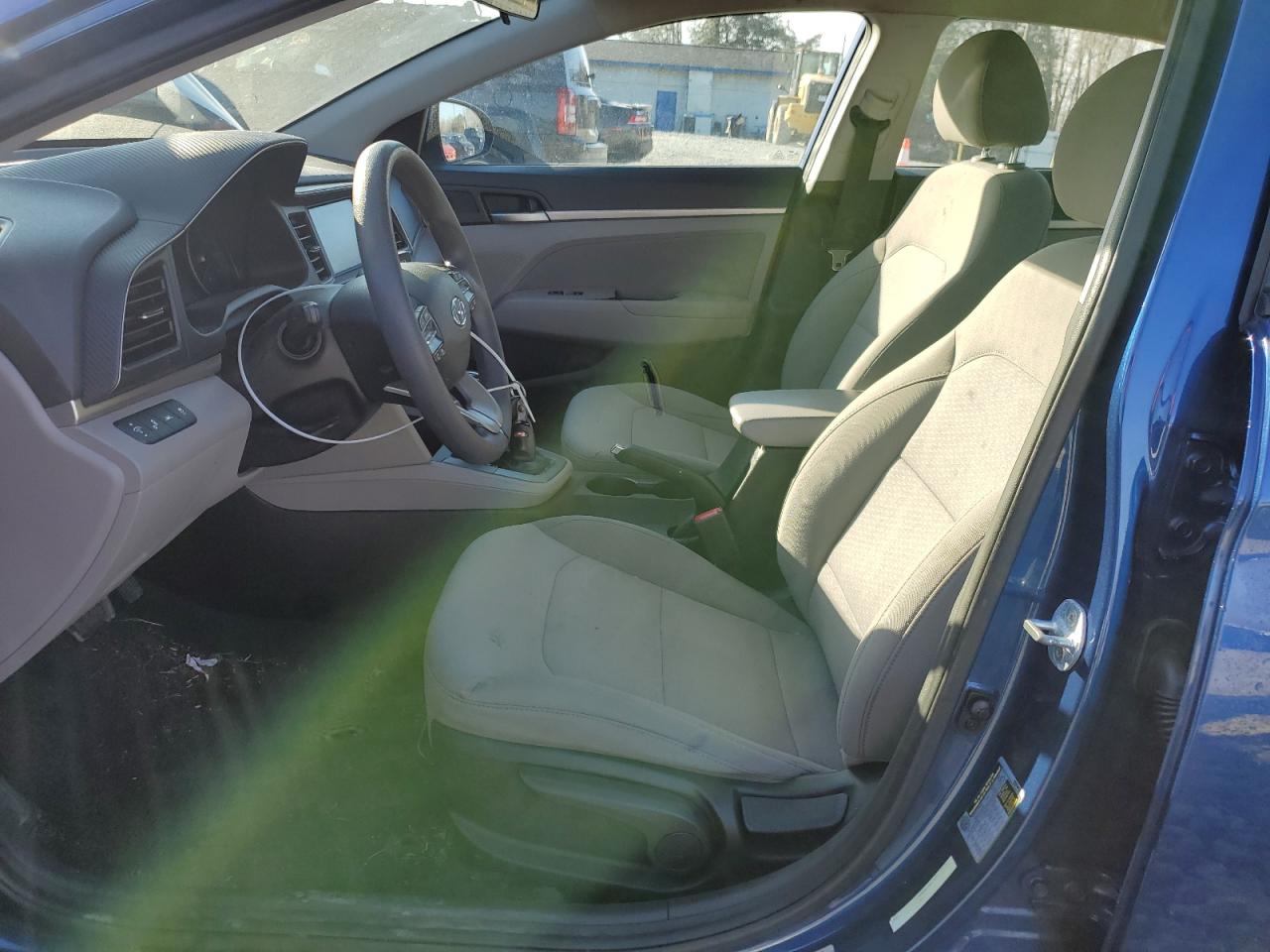2019 Hyundai Elantra - Image 7