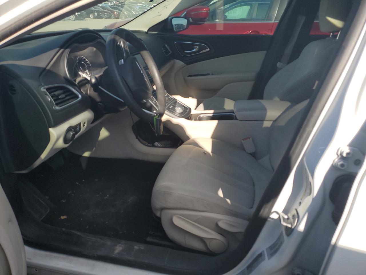 2015 Chrysler 200 - Image 7
