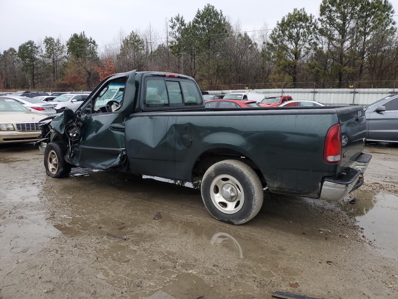 2002 Ford F-150 - Image 2