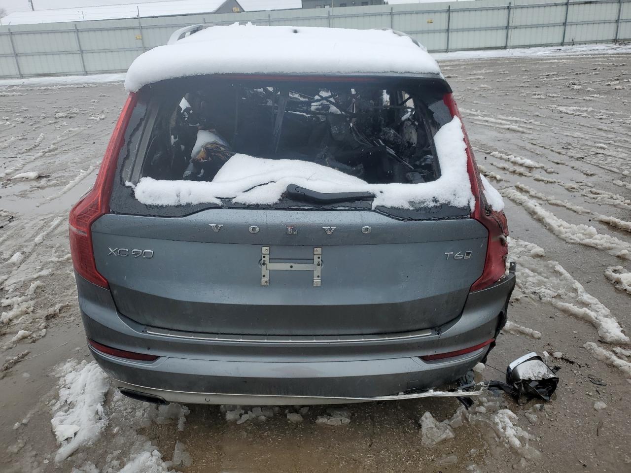 2016 Volvo XC90 - Image 6