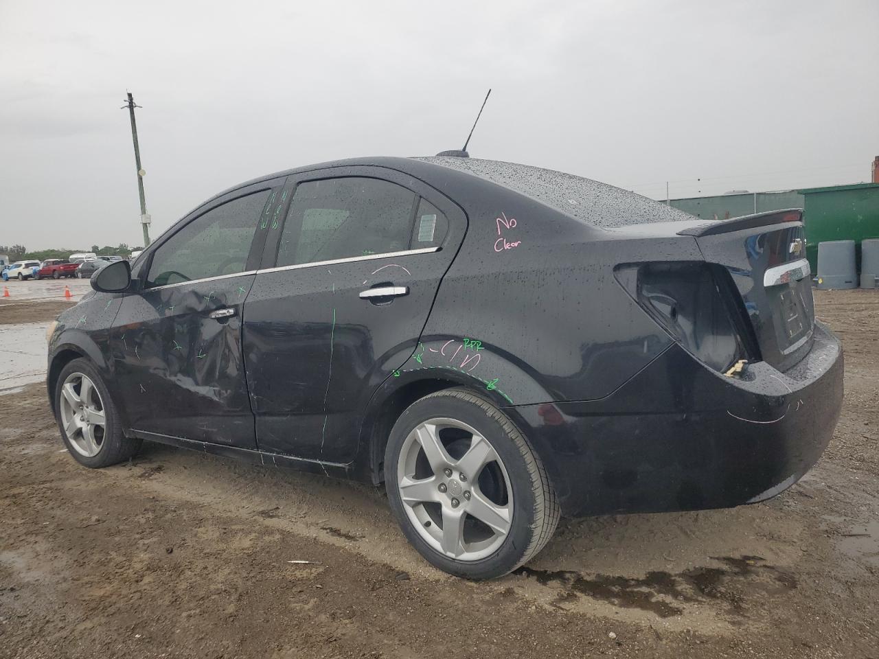 2015 Chevrolet Sonic - Image 2