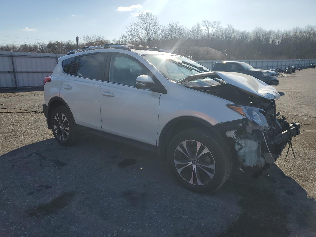 2015 Toyota RAV 4 - Image 4