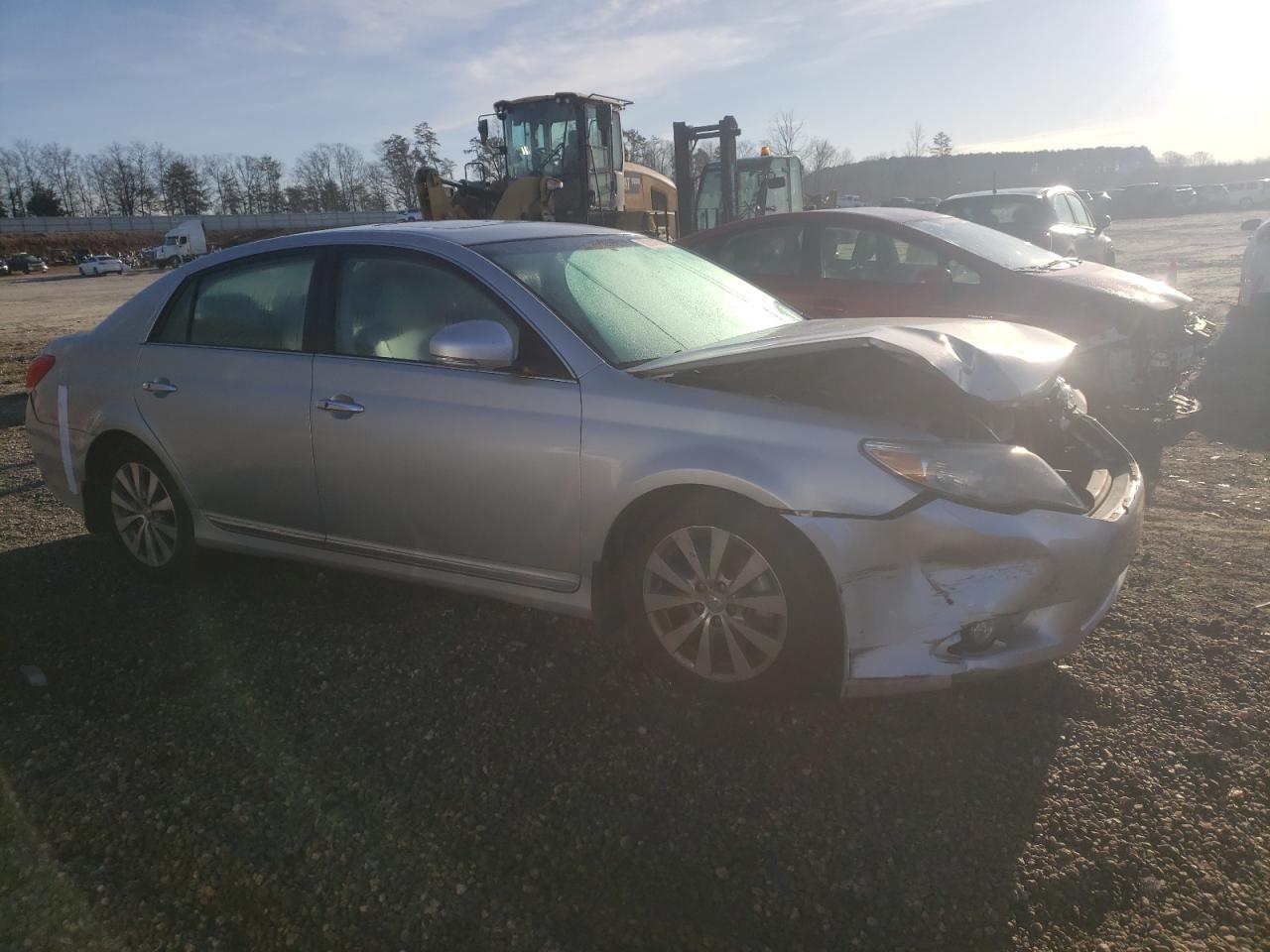 2011 Toyota Avalon - Image 4