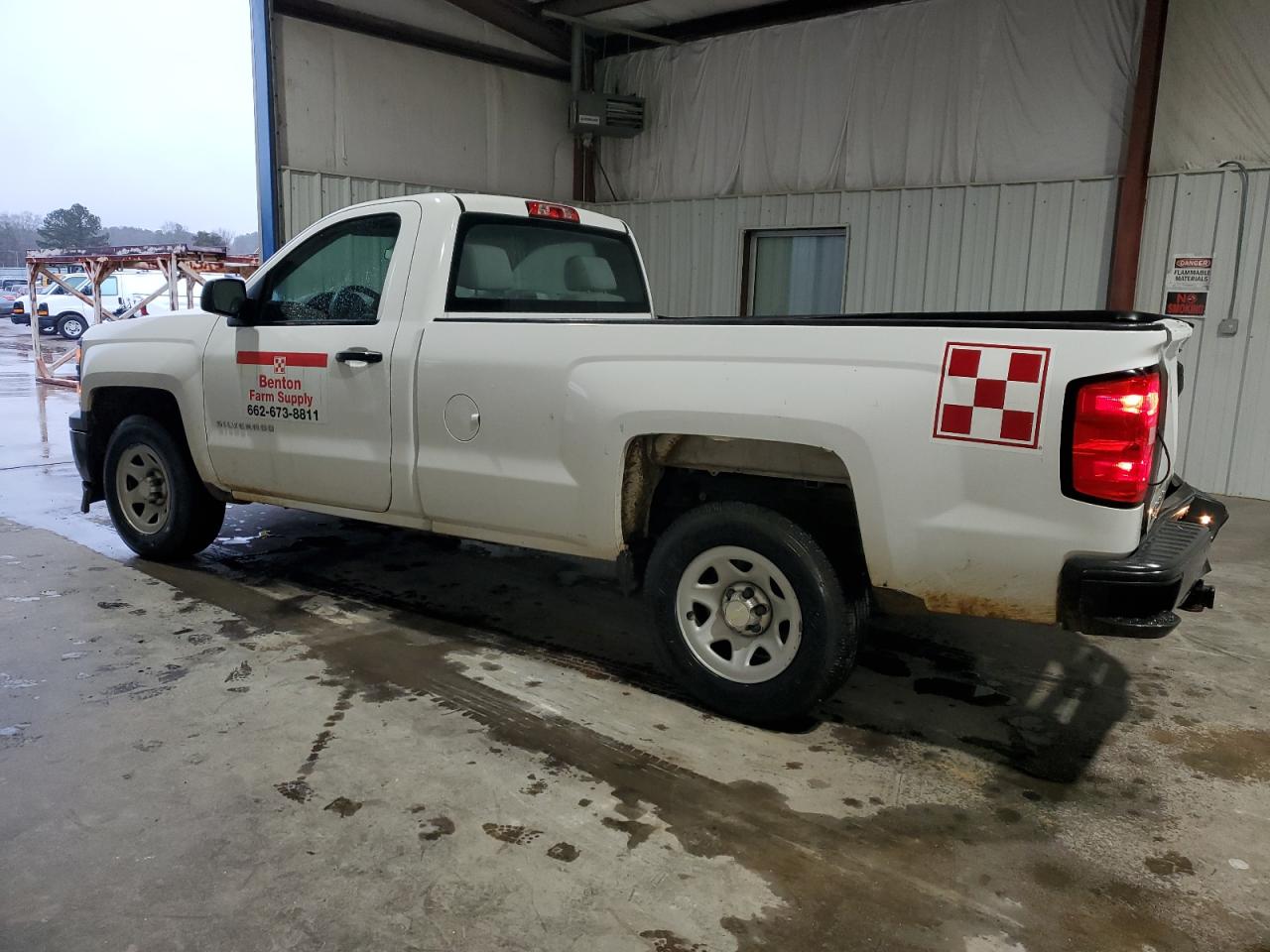 2014 Chevrolet Silverado - Image 2